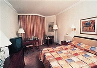 RAMADA-ROOM