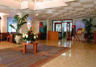 LOT-LOBBY